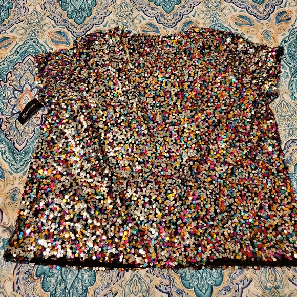Rainbow Sequinned Tshirt - Picture 4 of 5